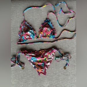 Luli Fama, Top and Bottom Medium